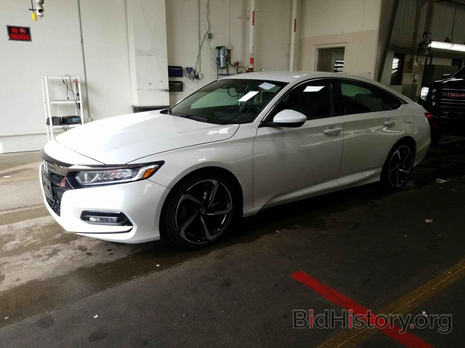 Photo 1HGCV1F32KA091440 - Honda Accord Sedan 2019