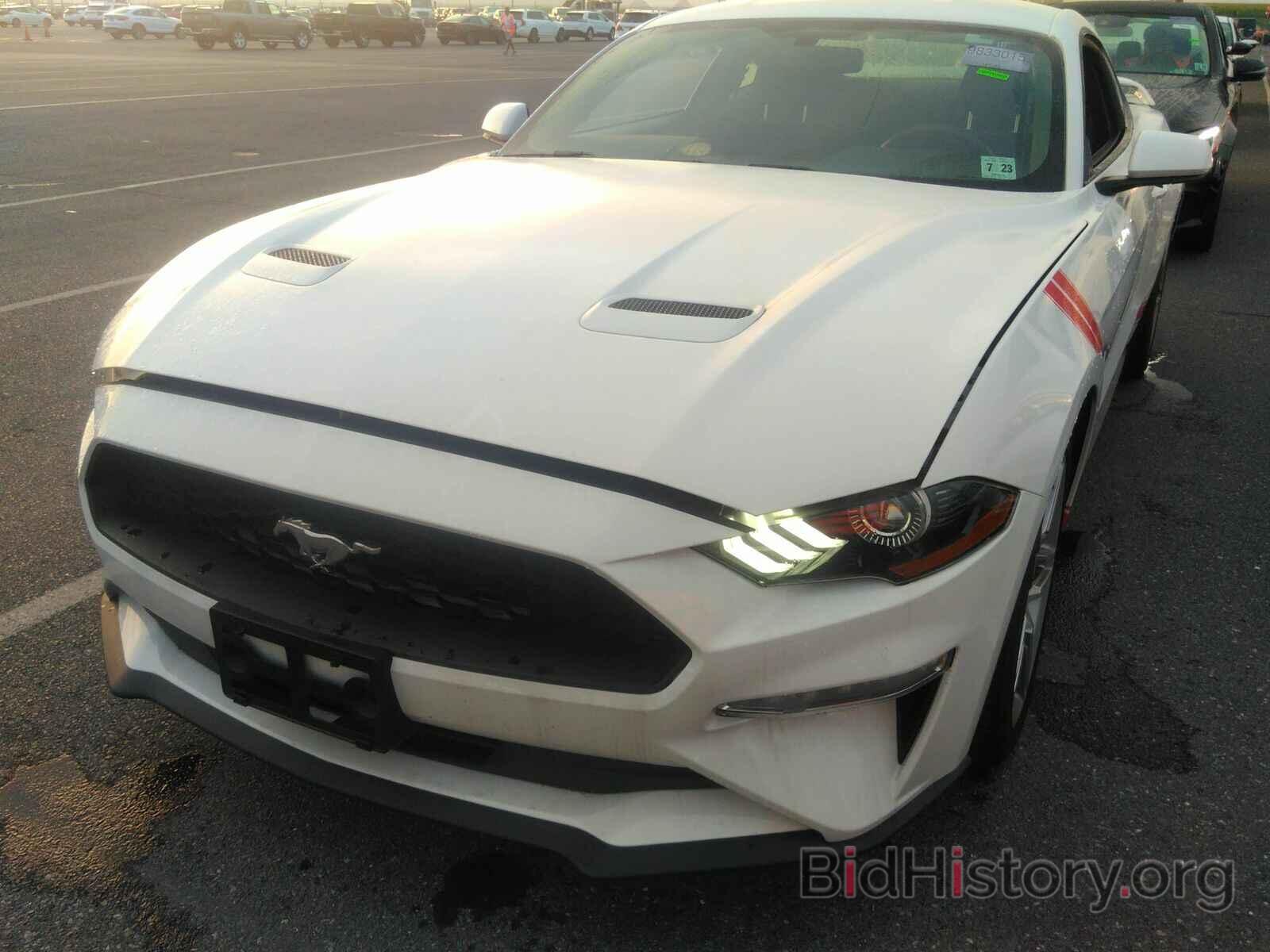 Photo 1FA6P8TH1J5127405 - Ford Mustang 2018