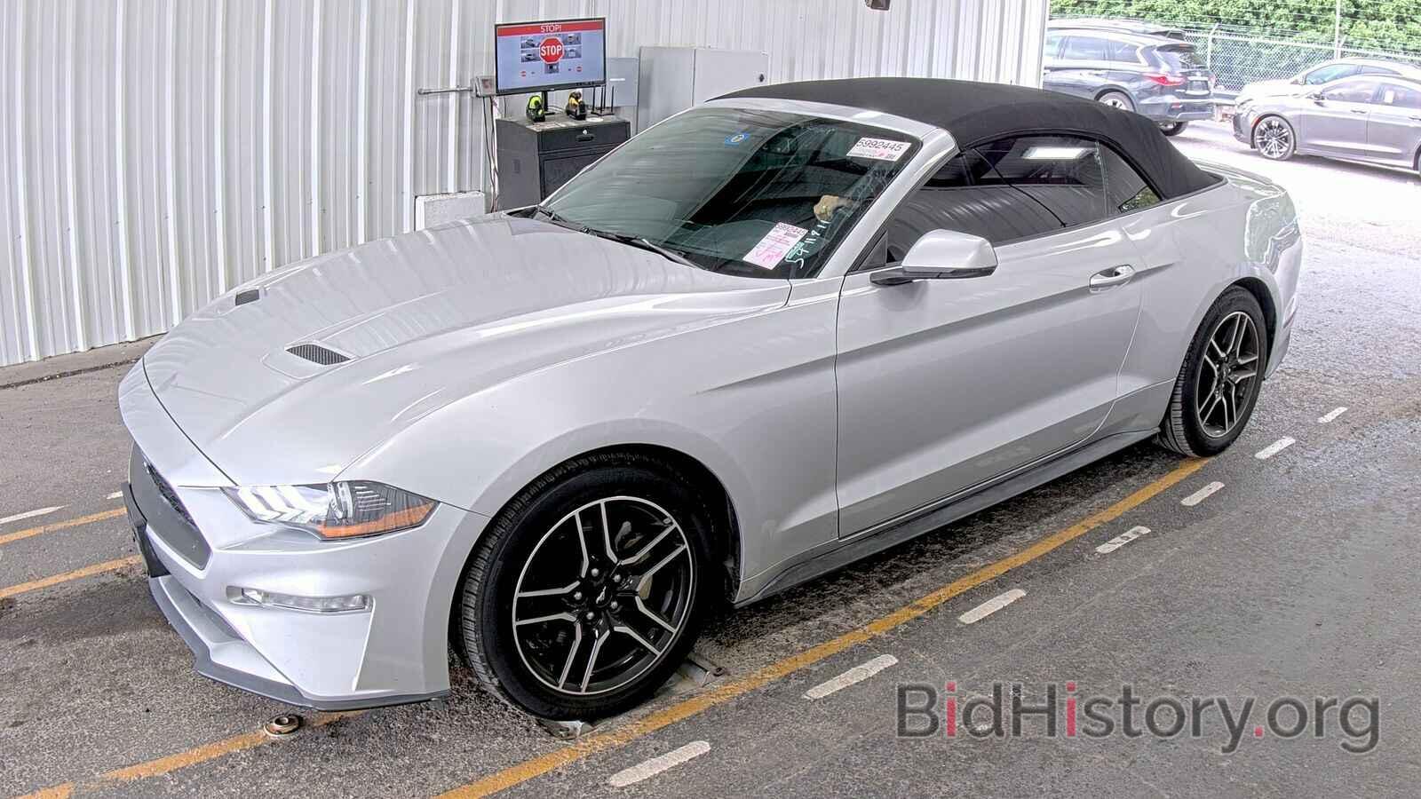 Photo 1FATP8UH9J5167801 - Ford Mustang 2018