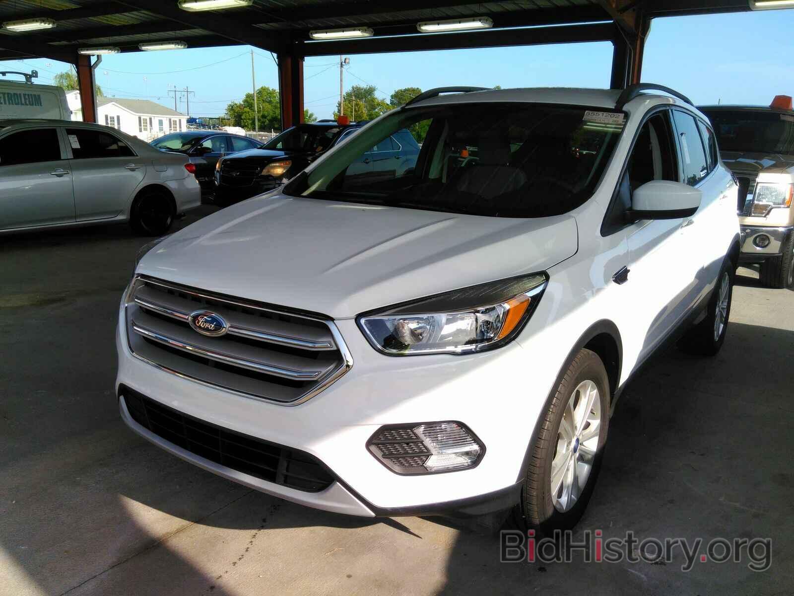 Photo 1FMCU0GD6JUD47056 - Ford Escape 2018