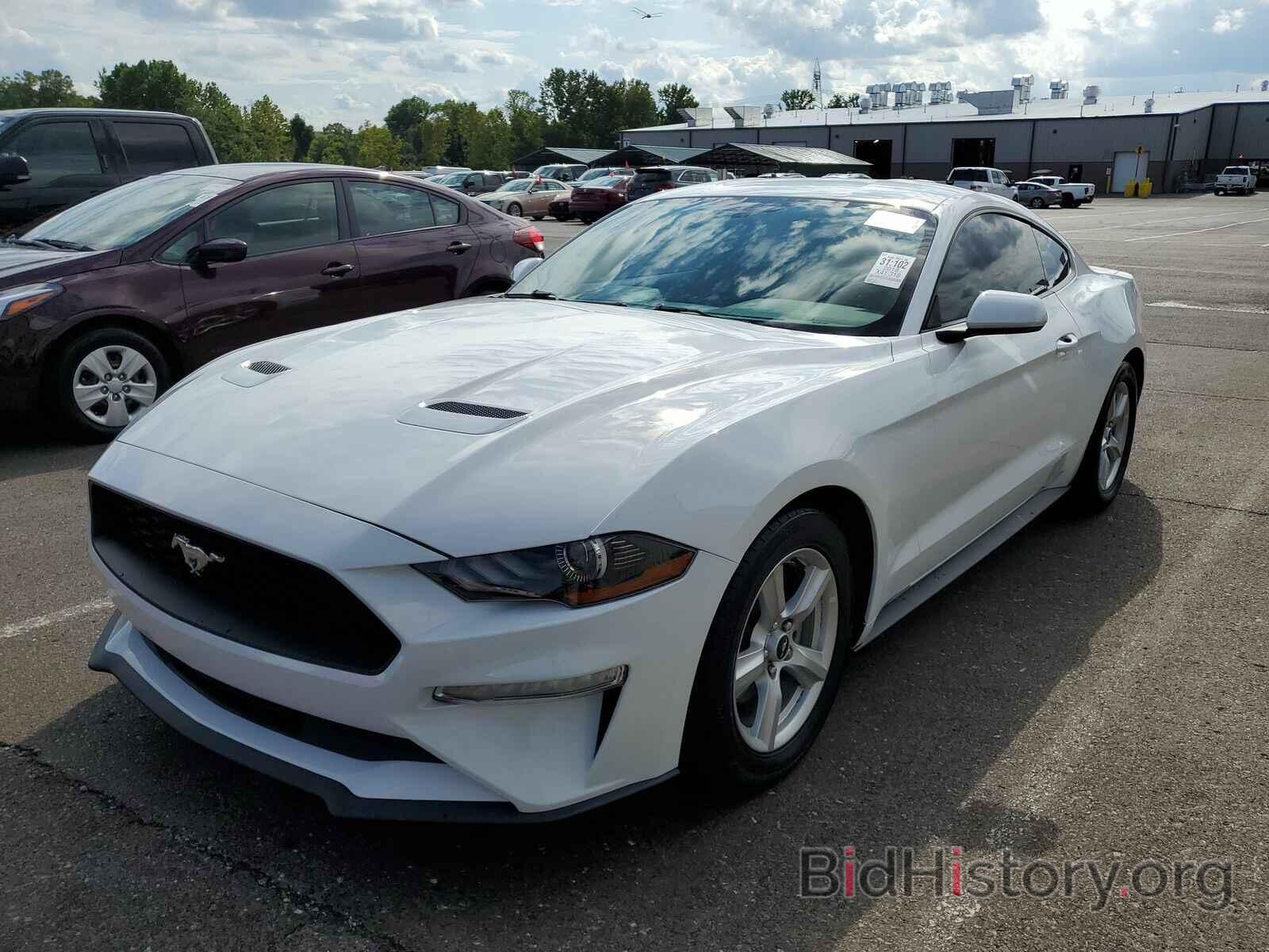 Photo 1FA6P8TH9J5106172 - Ford Mustang 2018