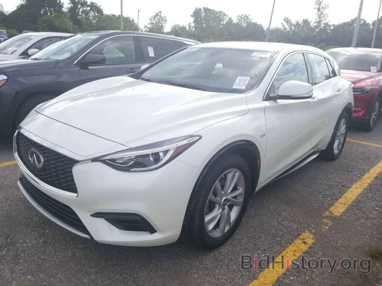 Фотография SJKCH5CP4JA003780 - INFINITI QX30 2018