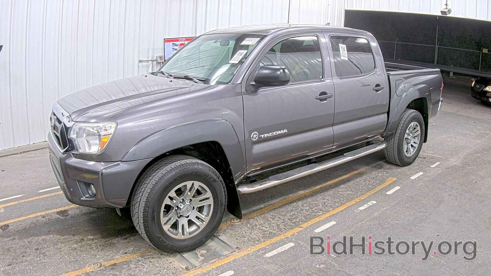 Photo 5TFLU4EN0FX130972 - Toyota Tacoma 4WD 2015