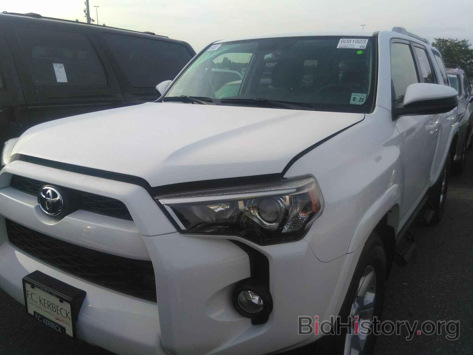 Photo JTEBU5JR6J5590504 - Toyota 4Runner SR5 2018