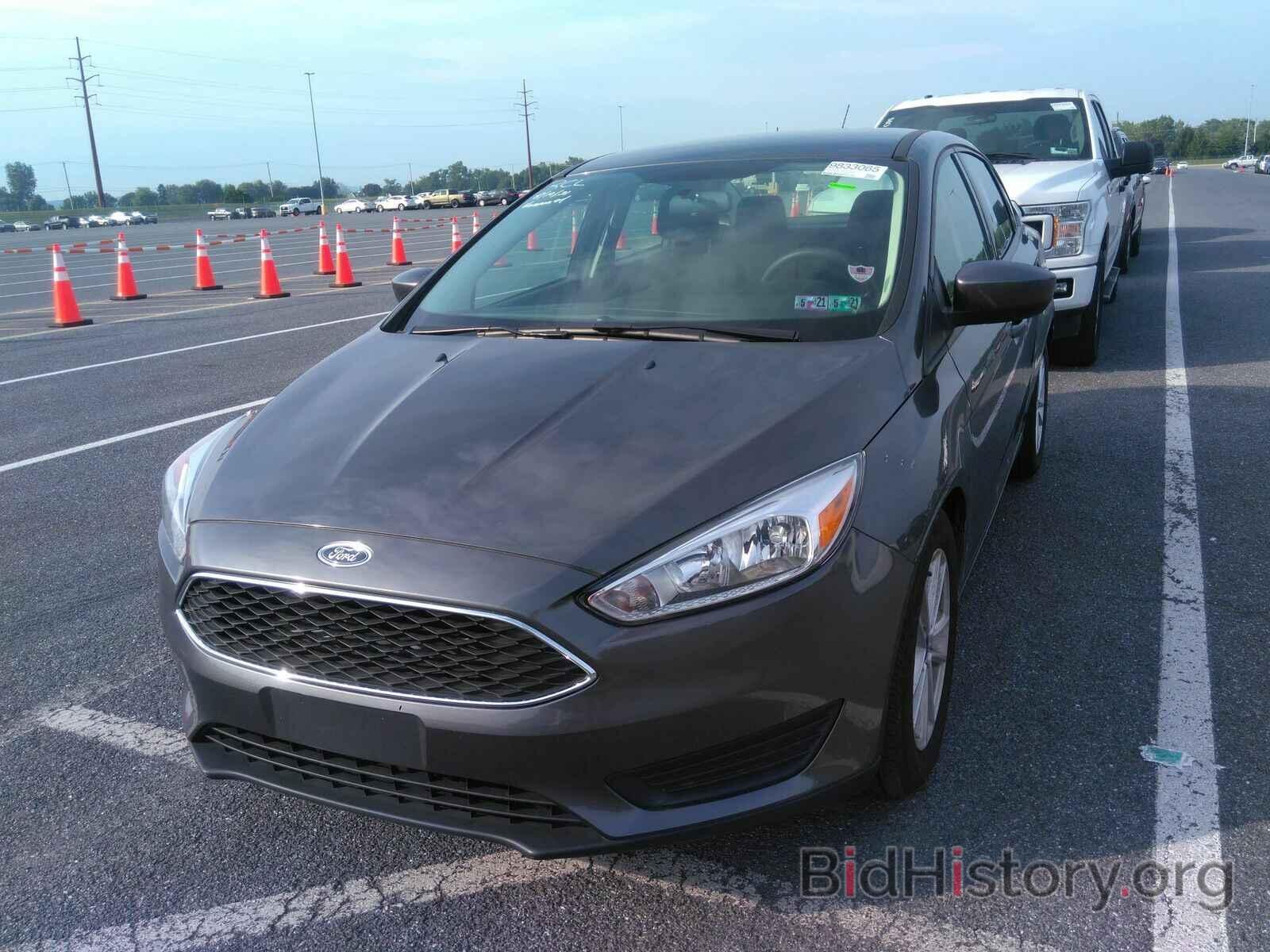 Photo 1FADP3F25JL306897 - Ford Focus SE 2018