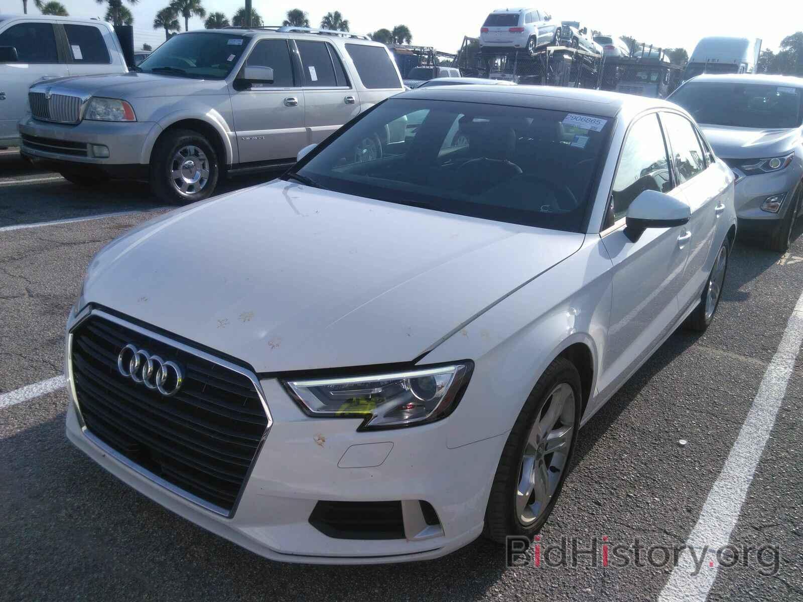 Photo WAUAUGFF6J1060337 - Audi A3 Sedan 2018