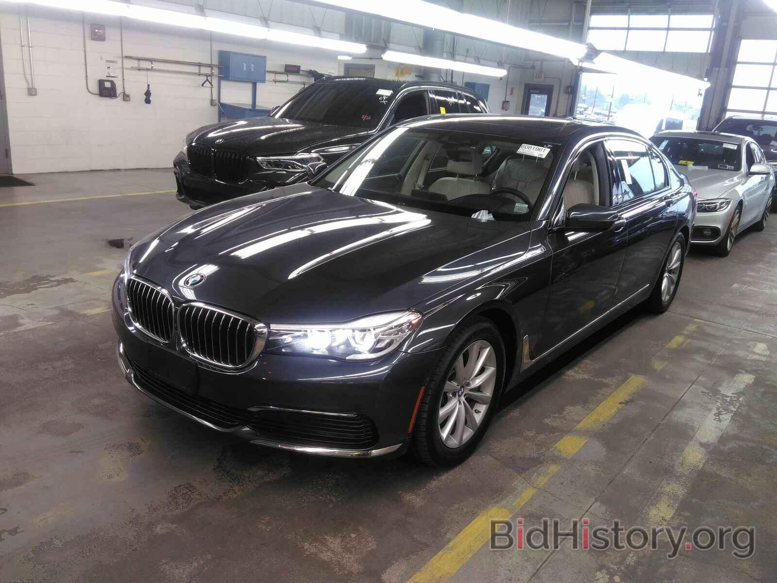 Photo WBA7E4C51KGV28670 - BMW 7 Series 2019