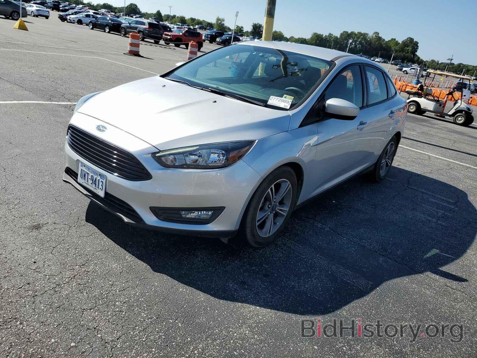 Photo 1FADP3FE7JL266624 - Ford Focus SE 2018