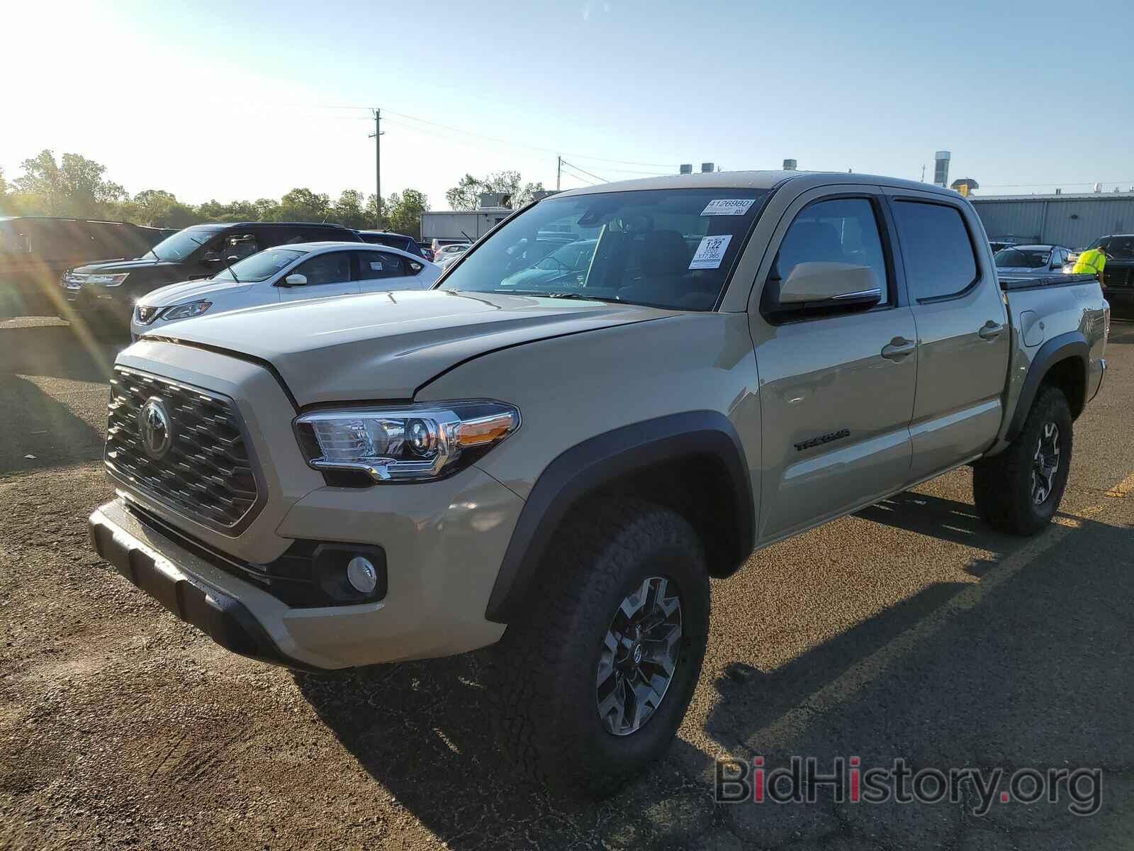 Photo 3TMCZ5AN1LM315837 - Toyota Tacoma 4WD 2020