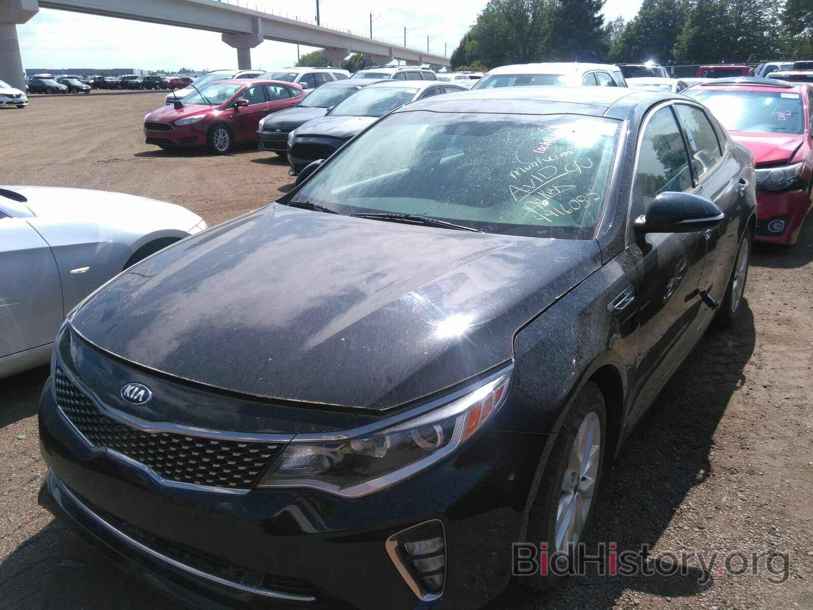 Photo 5XXGT4L30JG226462 - Kia Optima 2018