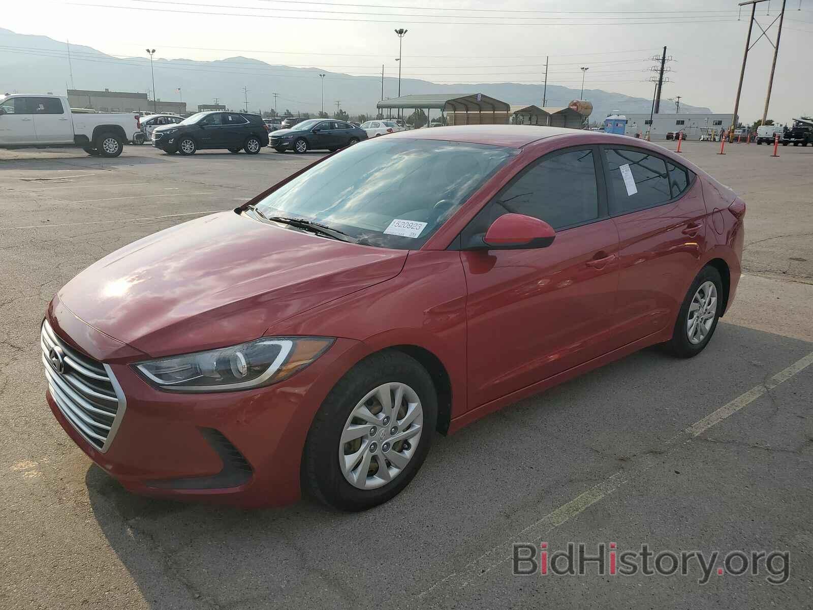 Photo KMHD74LF0HU121471 - Hyundai Elantra SE 2017