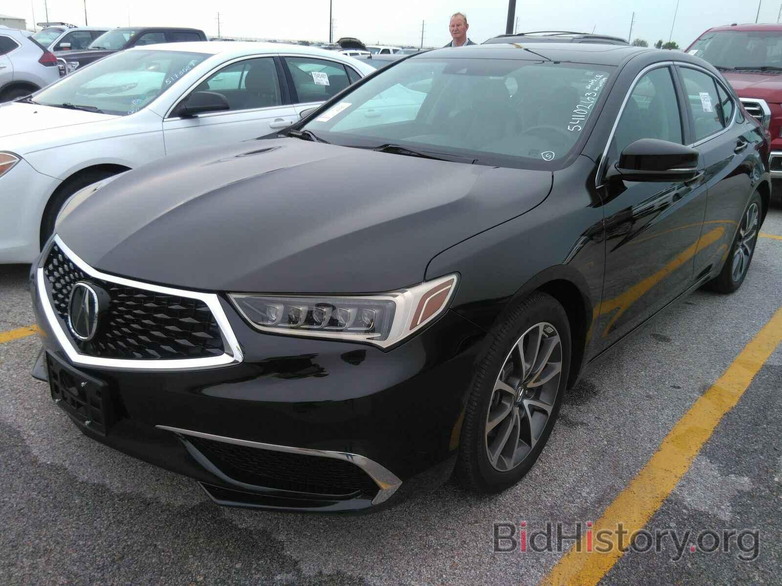 Photo 19UUB3F34JA002216 - Acura TLX 2018