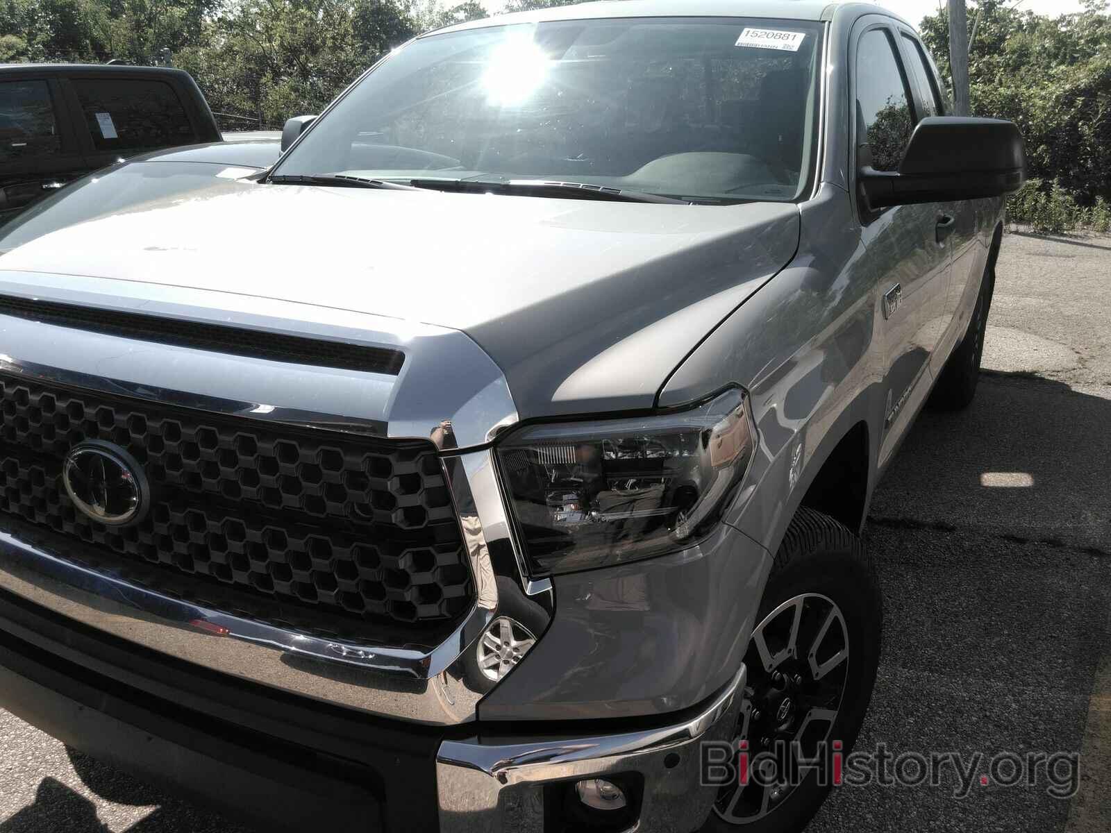 Photo 5TFUY5F13LX876919 - Toyota Tundra 4WD 2020