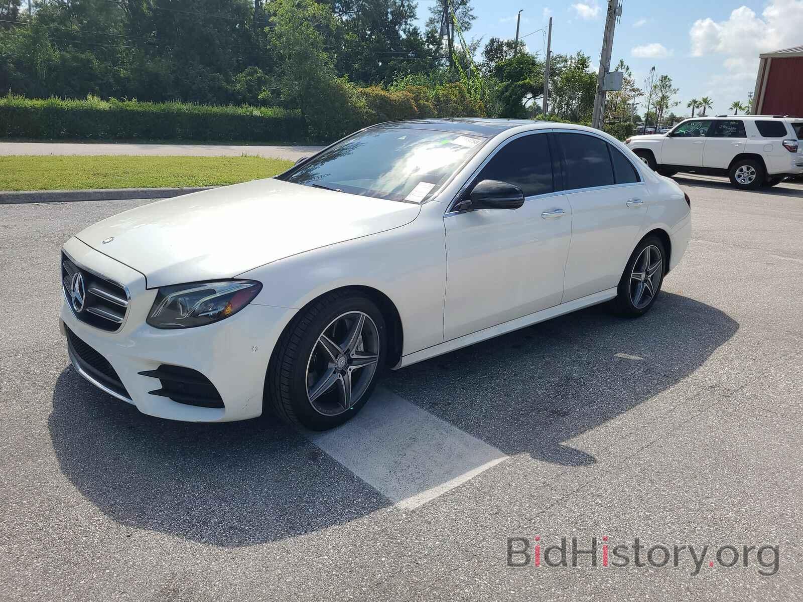 Photo WDDZF4JB4HA070786 - Mercedes-Benz E-Class 2017