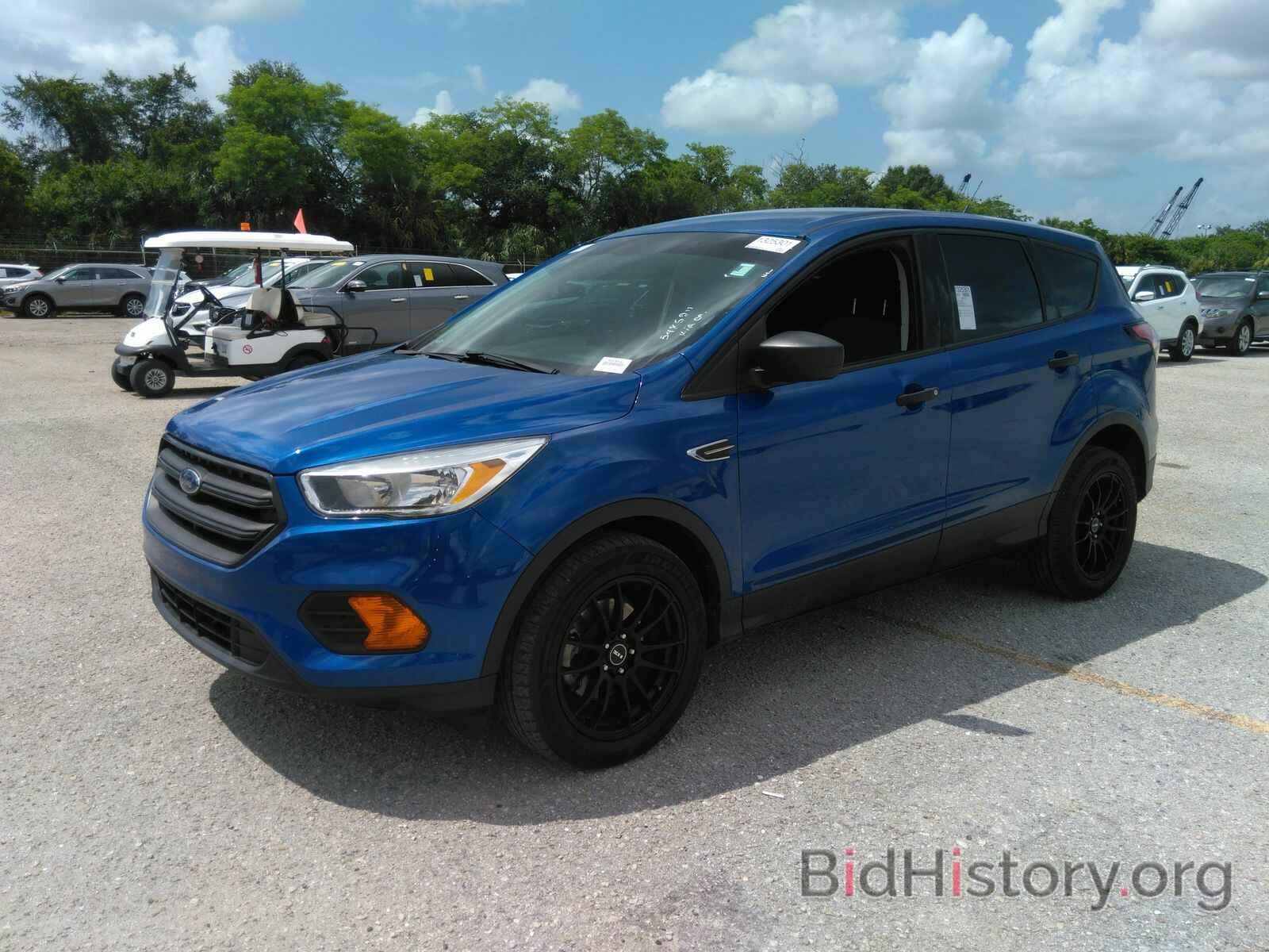 Photo 1FMCU0F70HUD74209 - Ford Escape 2017