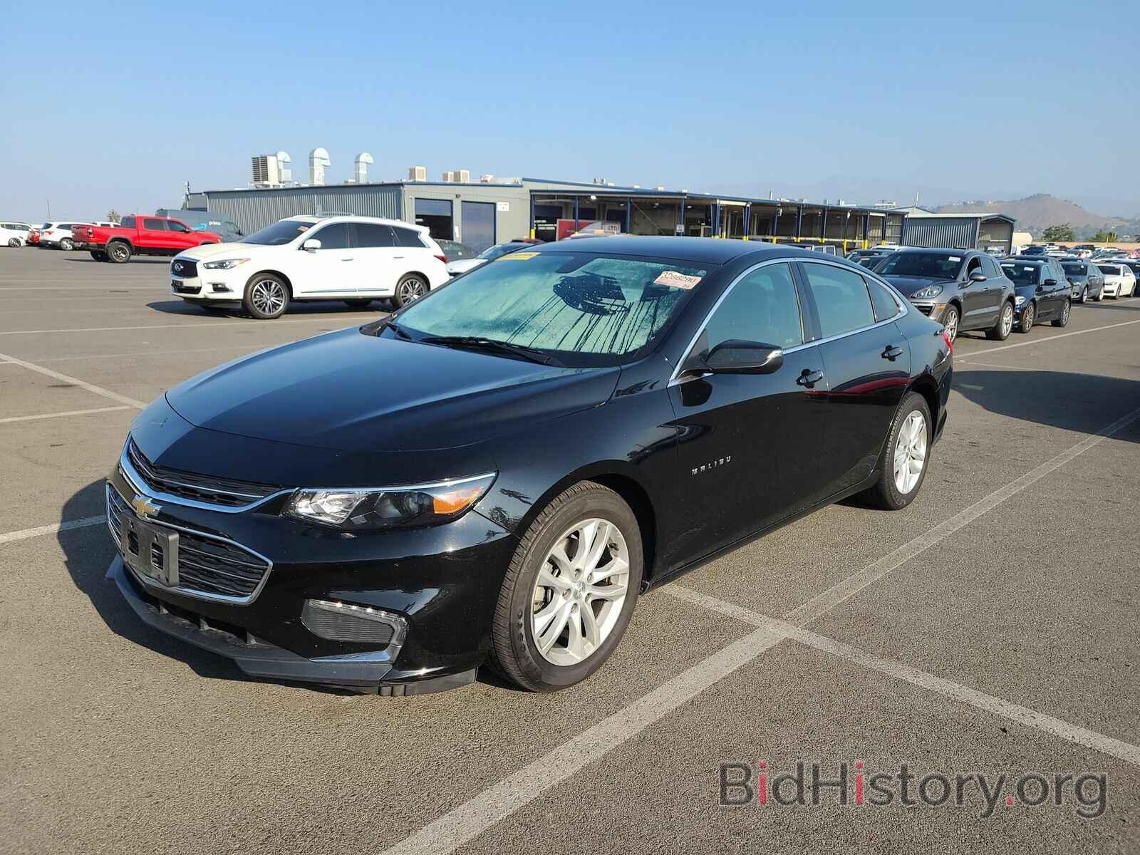 Photo 1G1ZD5ST0JF249907 - Chevrolet Malibu 2018