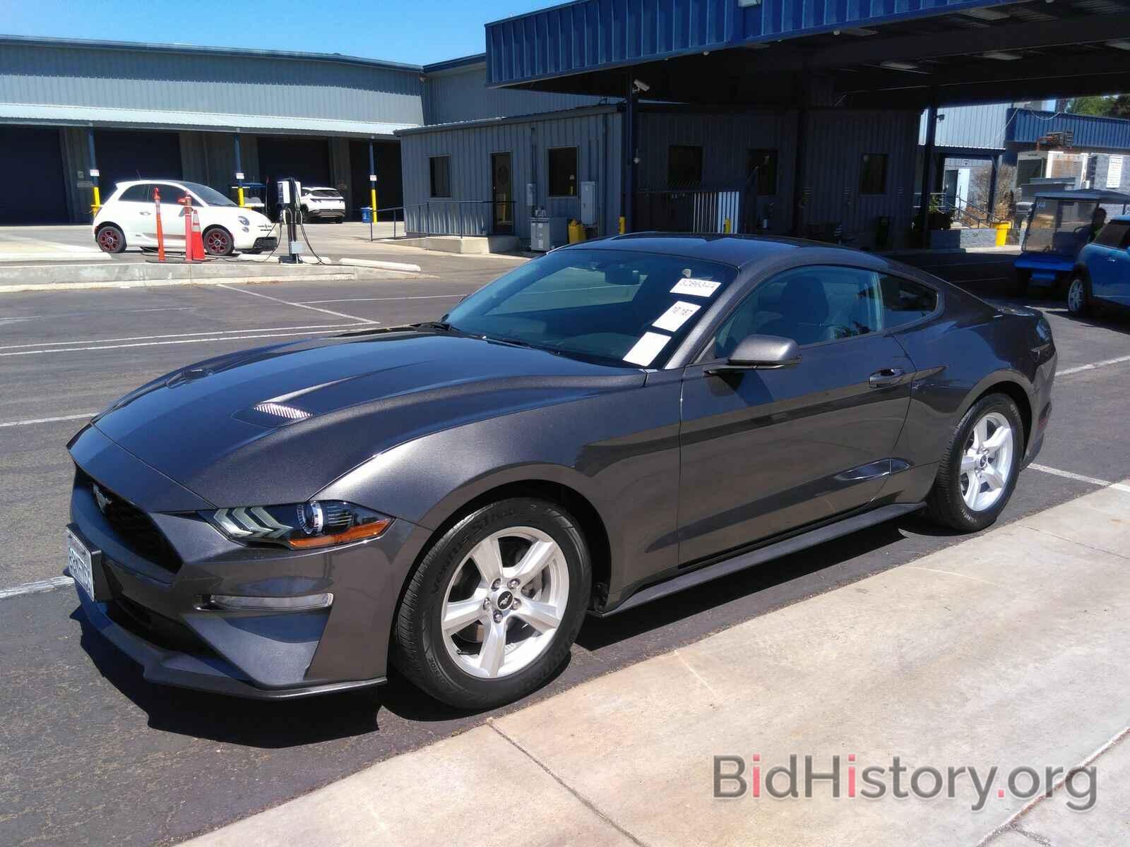 Photo 1FA6P8TH3J5108905 - Ford Mustang 2018