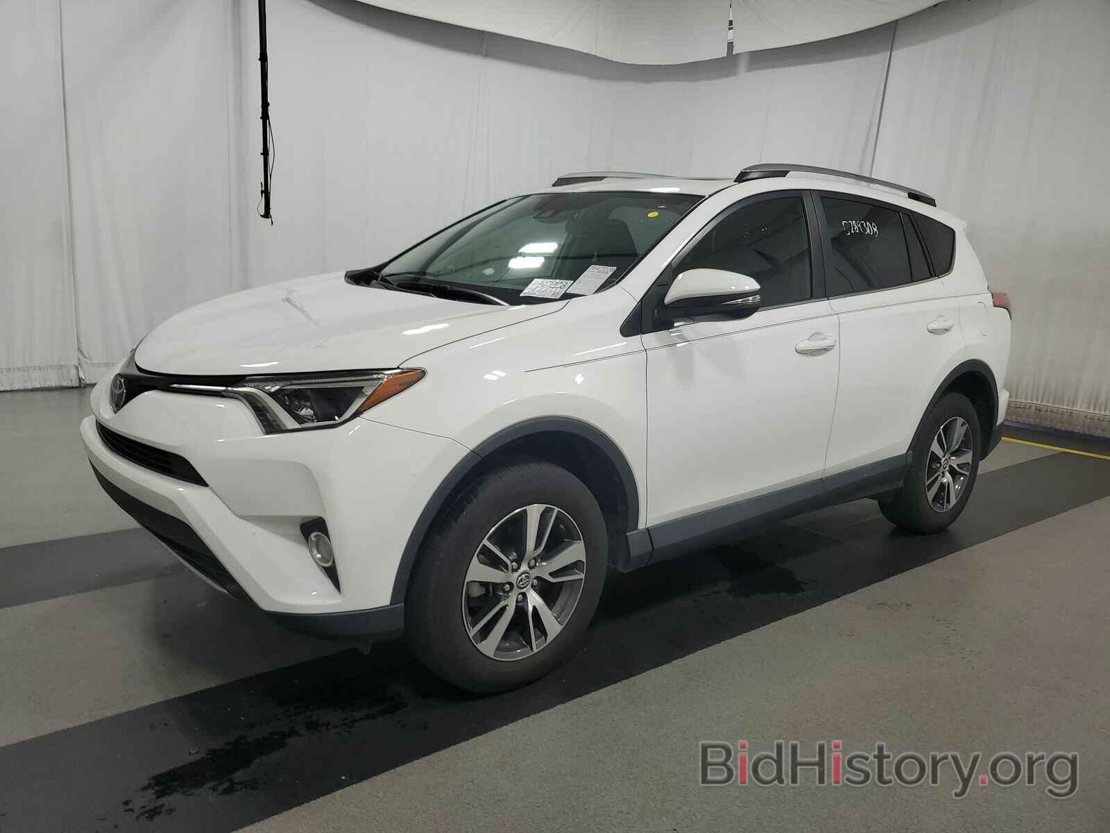 Фотография 2T3WFREV9JW493465 - Toyota RAV4 2018