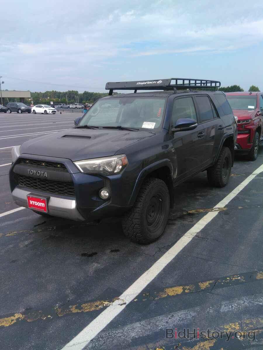 Photo JTEBU5JR8J5560260 - Toyota 4Runner 2018