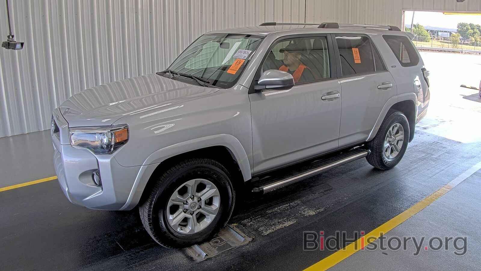 Photo JTEBU5JR8K5661767 - Toyota 4Runner SR5 2019