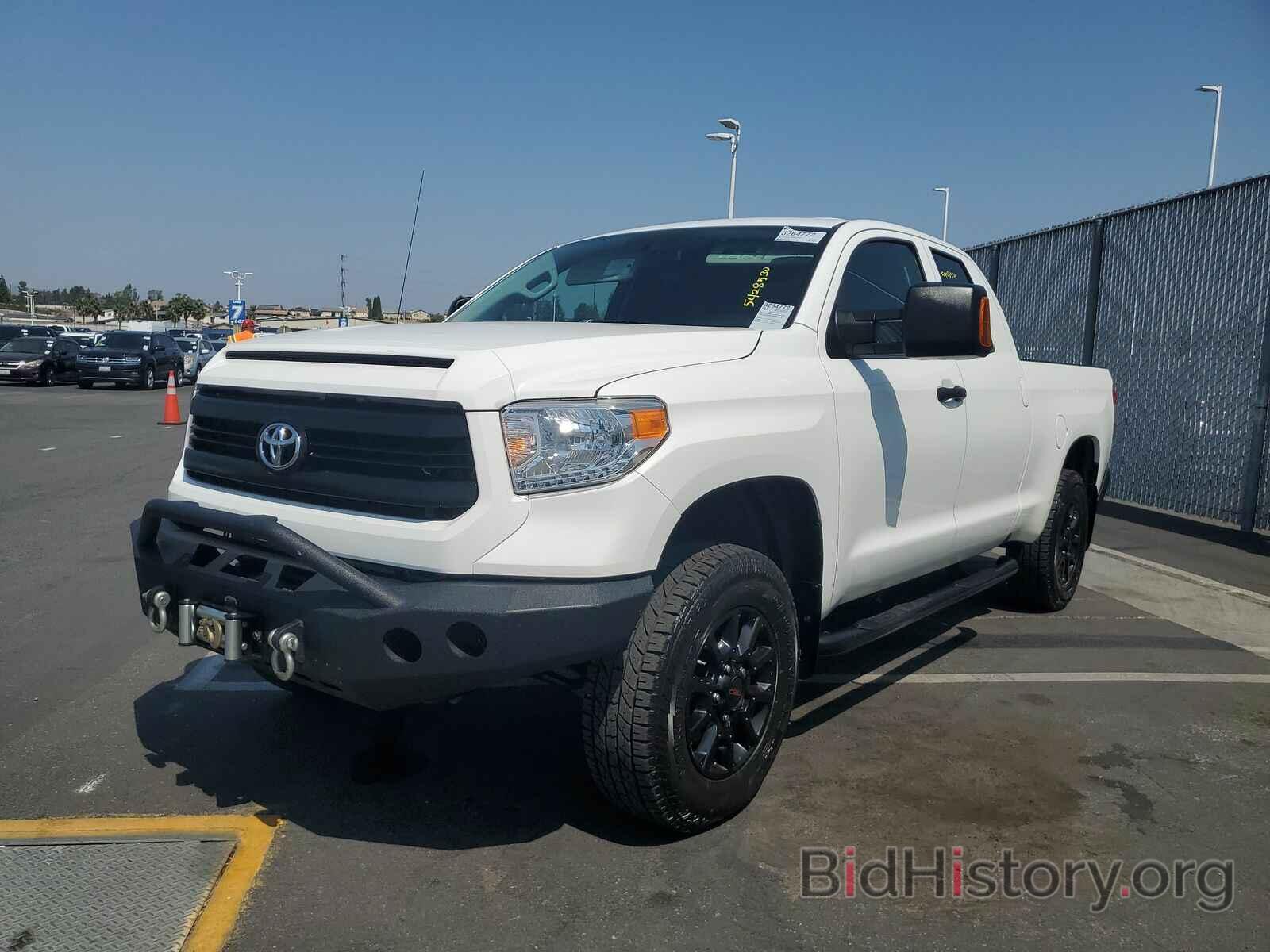 Photo 5TFUM5F13HX071408 - Toyota Tundra 4WD 2017