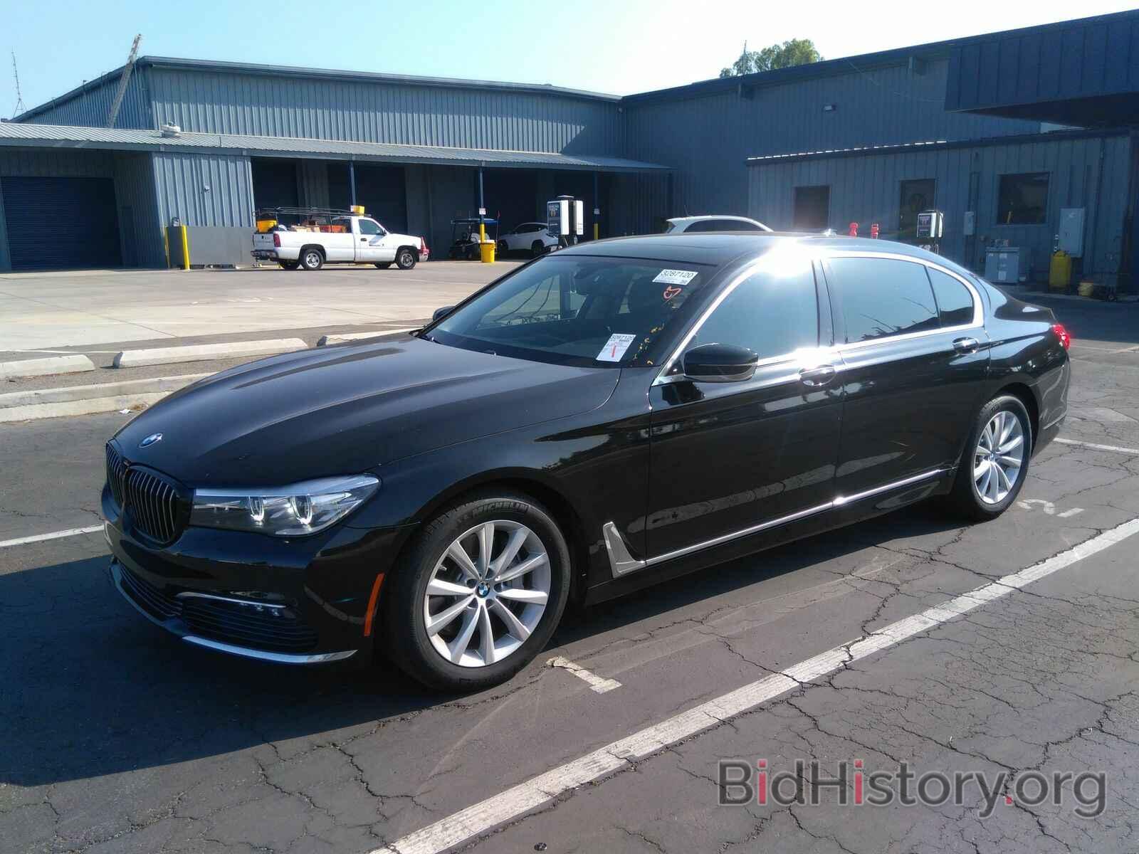 Фотография WBA7E2C59HG740309 - BMW 7 Series 2017