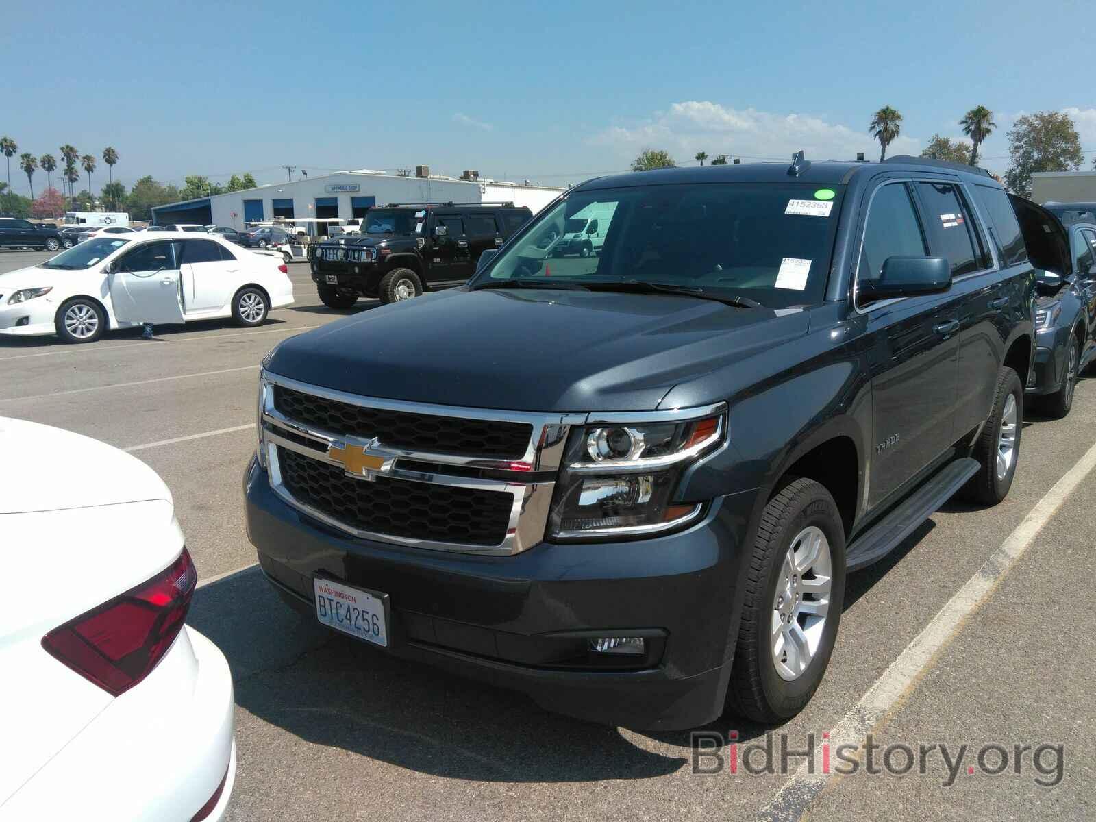 Photo 1GNSKBKCXLR279552 - Chevrolet Tahoe 2020