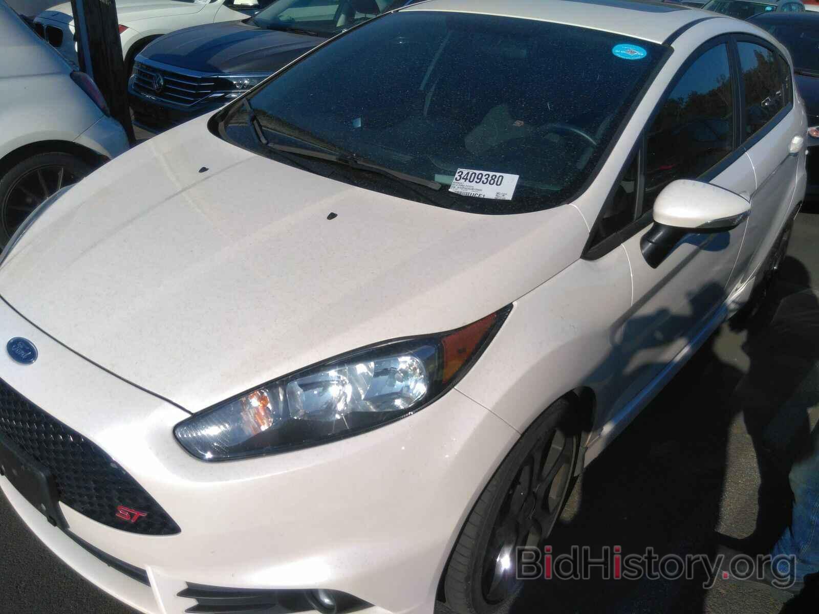 Photo 3FADP4GX0JM129495 - Ford Fiesta 2018