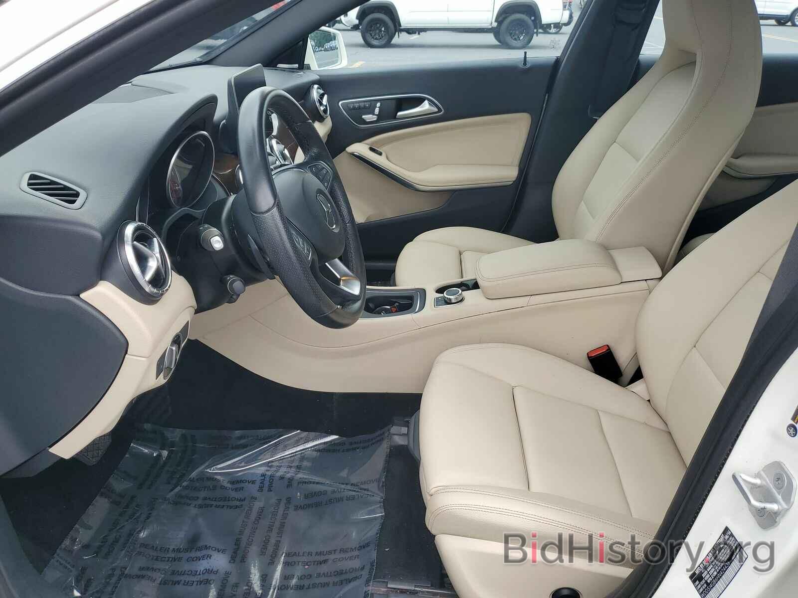 Photo WDDSJ4GB6HN424436 - Mercedes-Benz CLA 2017