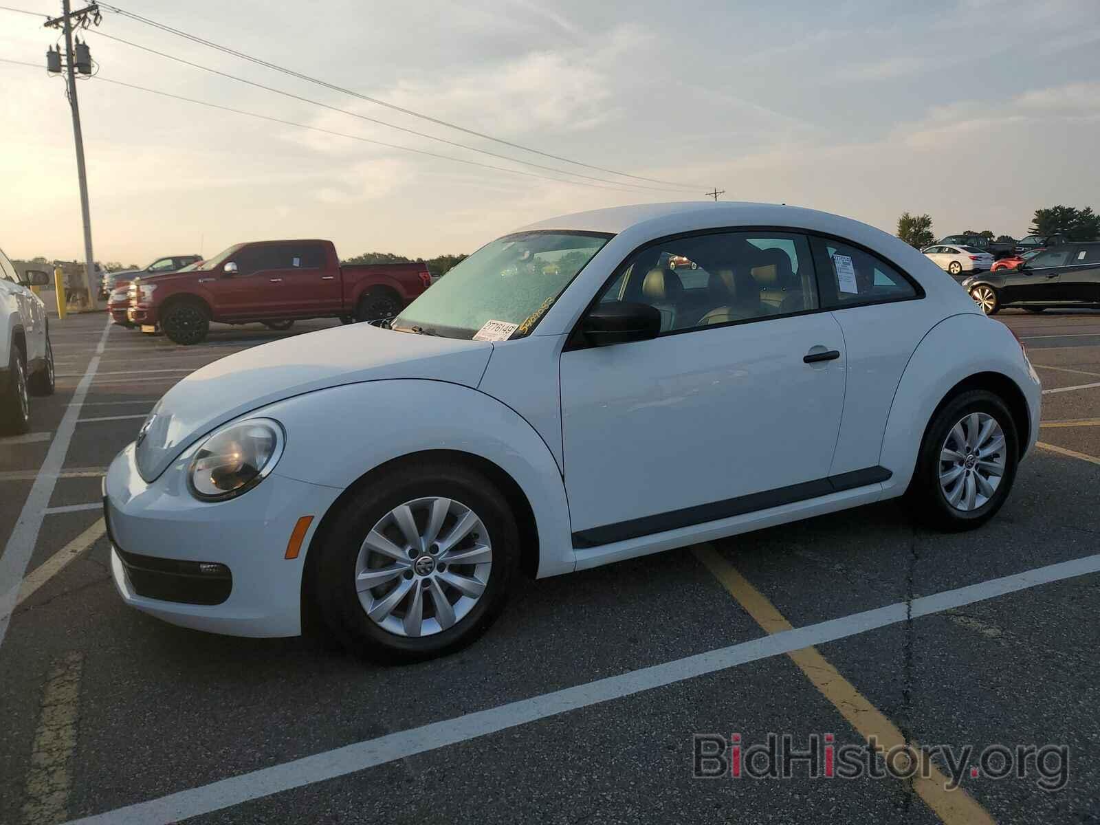 Photo 3VWF17AT4FM640160 - Volkswagen Beetle Coupe 2015