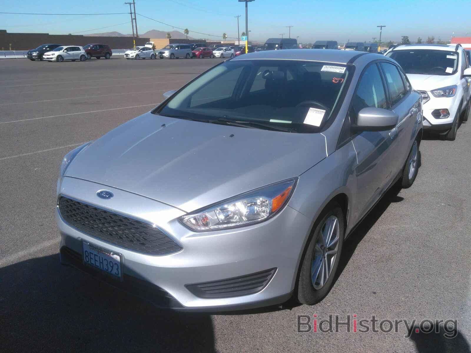 Photo 1FADP3F20JL295808 - Ford Focus SE 2018