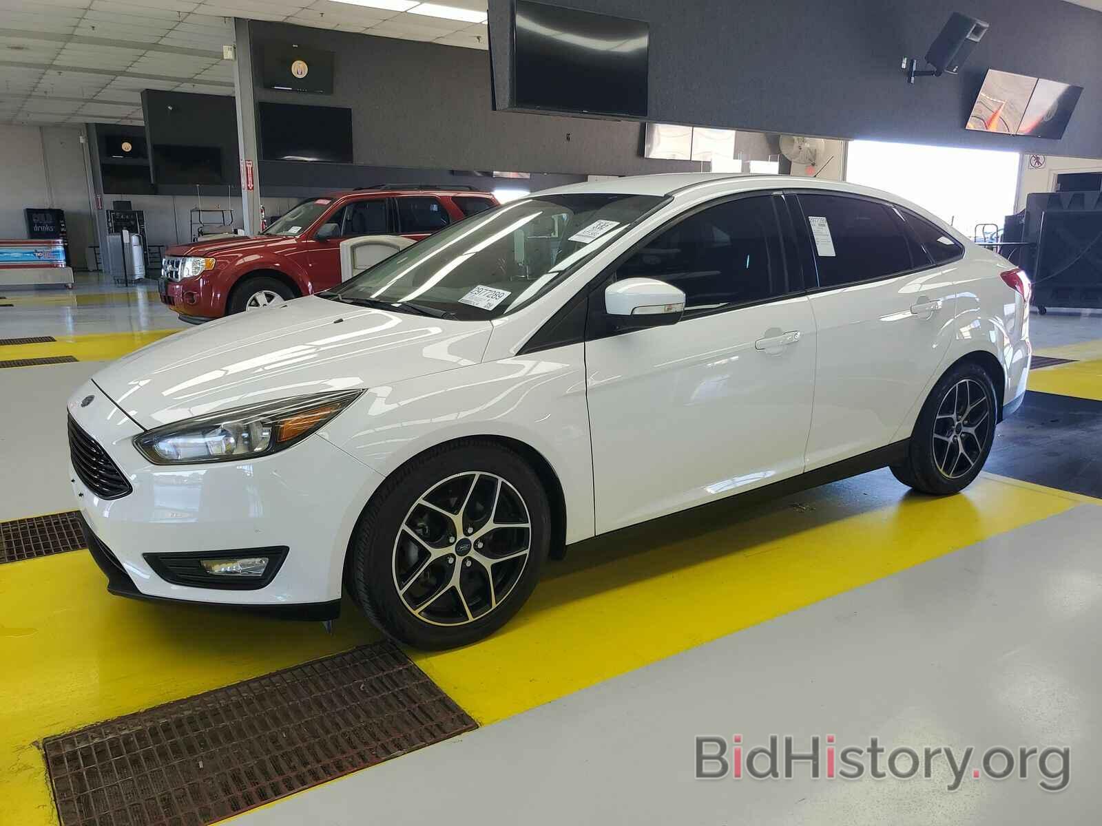 Photo 1FADP3FE0HL276857 - Ford Focus SE 2017