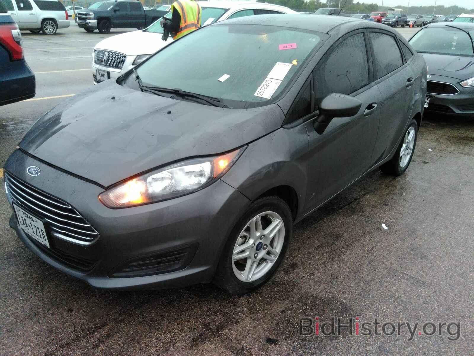 Photo 3FADP4BJ9KM101568 - Ford Fiesta 2019