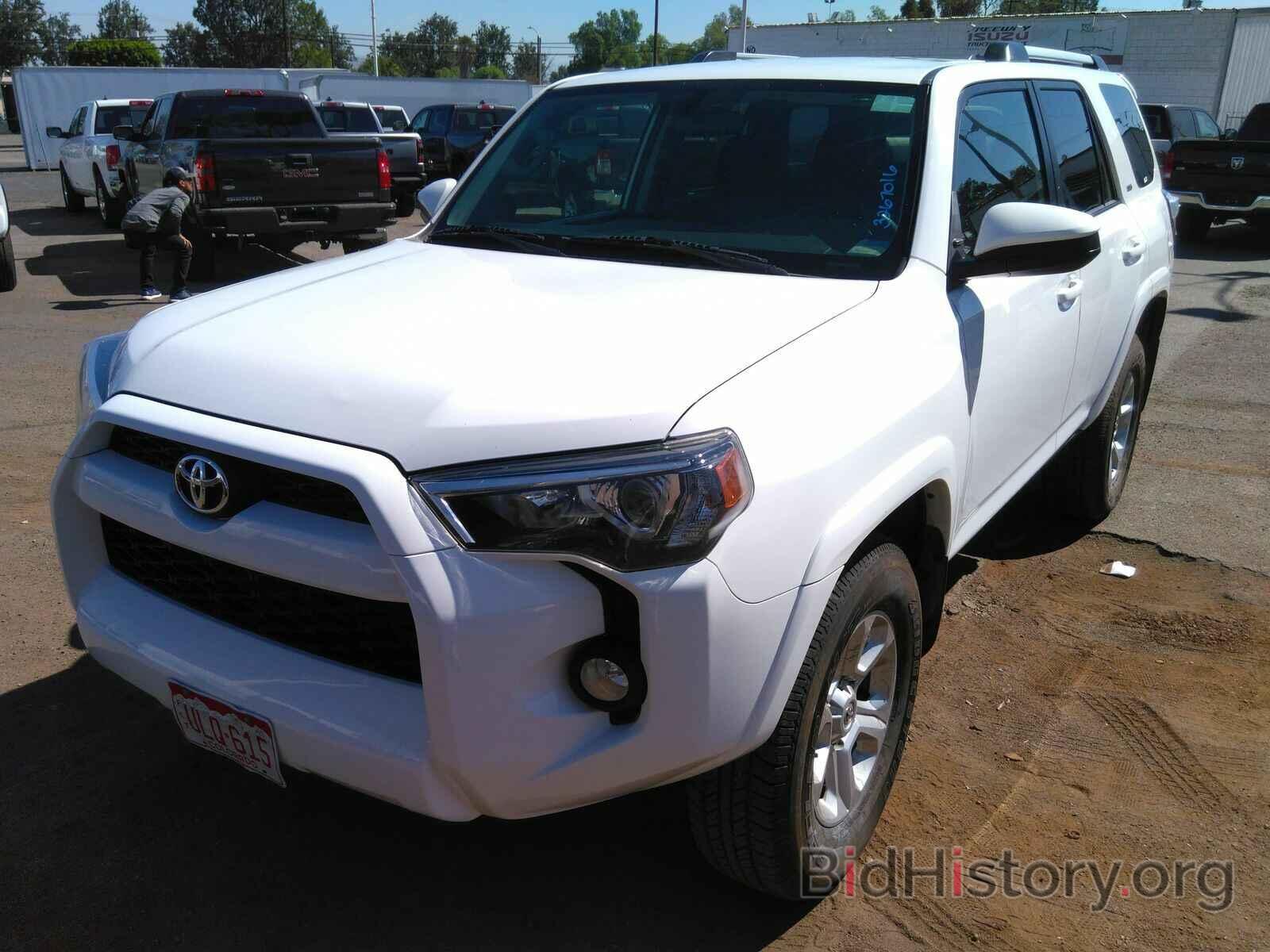 Фотография JTEBU5JR3K5645556 - Toyota 4Runner SR5 2019