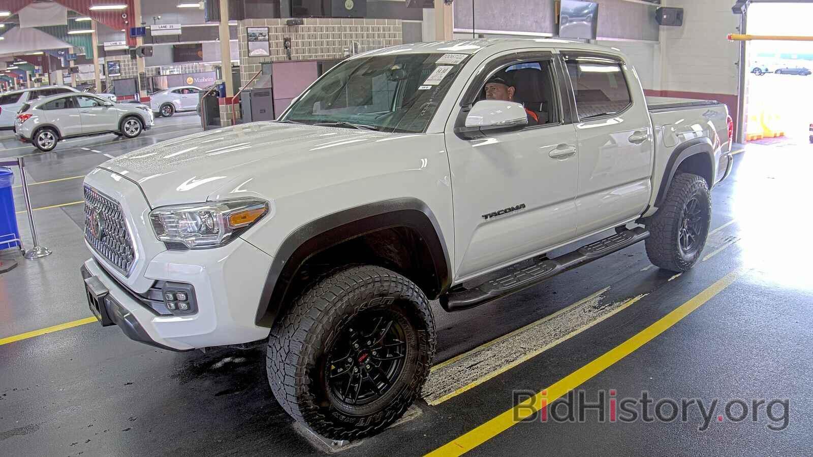 Photo 3TMCZ5AN3JM140939 - Toyota Tacoma 2018