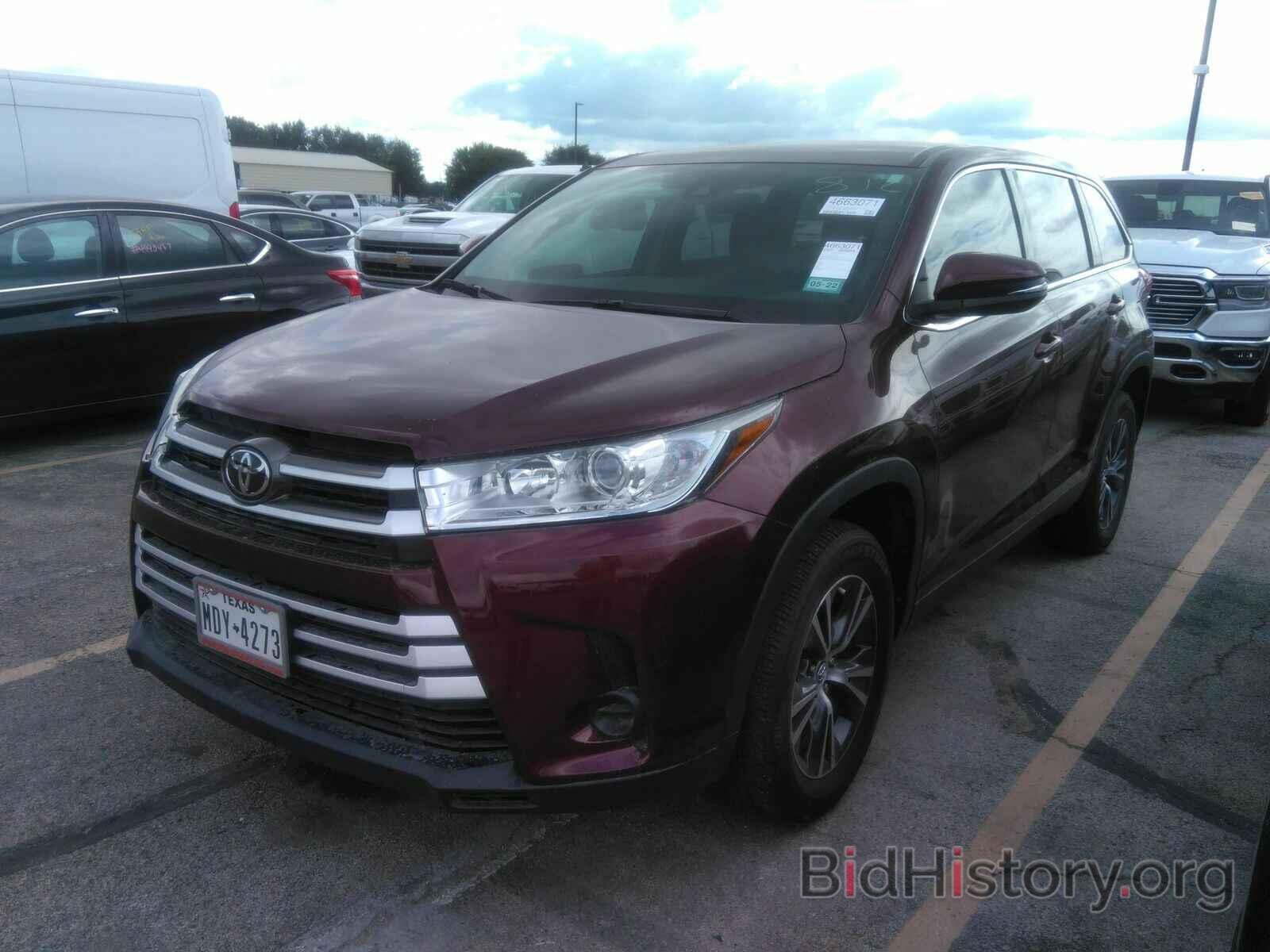 Photo 5TDZARFH6KS050049 - Toyota Highlander 2019