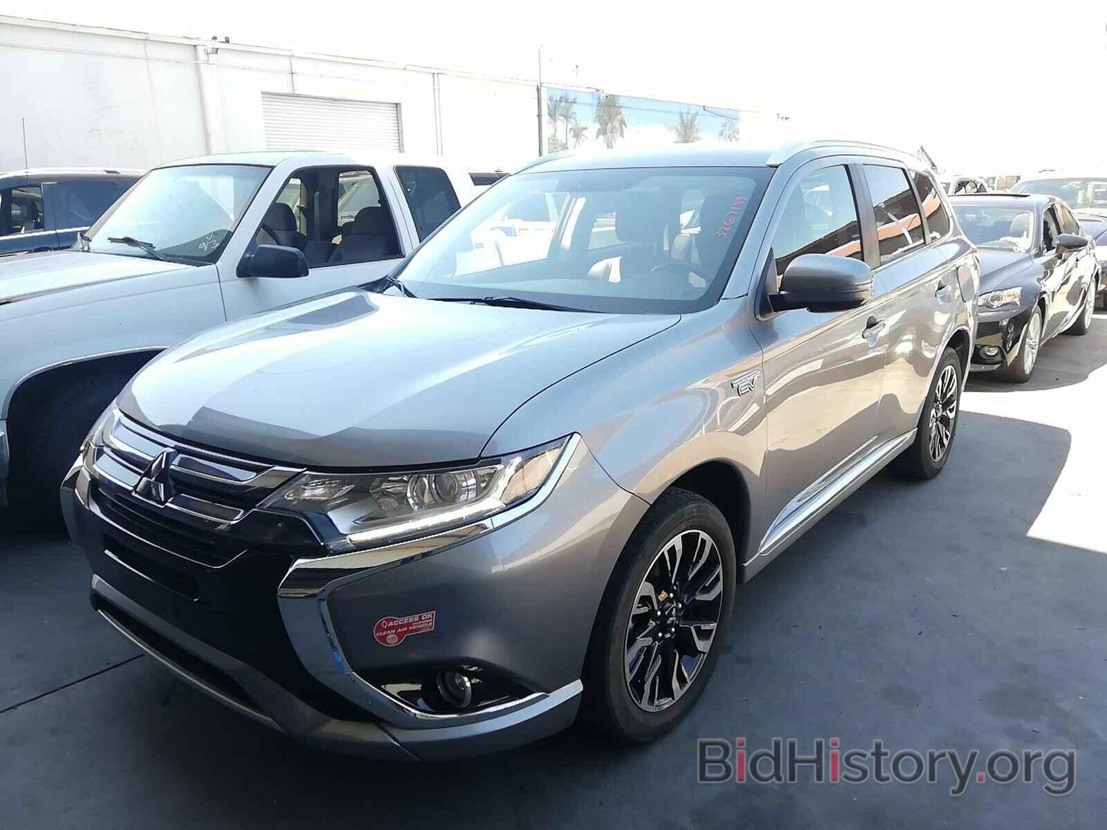 Фотография JA4J24A51JZ070906 - Mitsubishi Outlander PHEV 2018