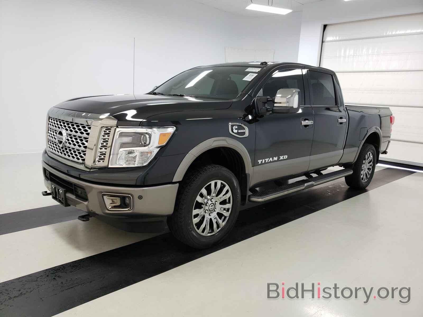 Фотография 1N6BA1F46KN526156 - Nissan Titan XD 2019