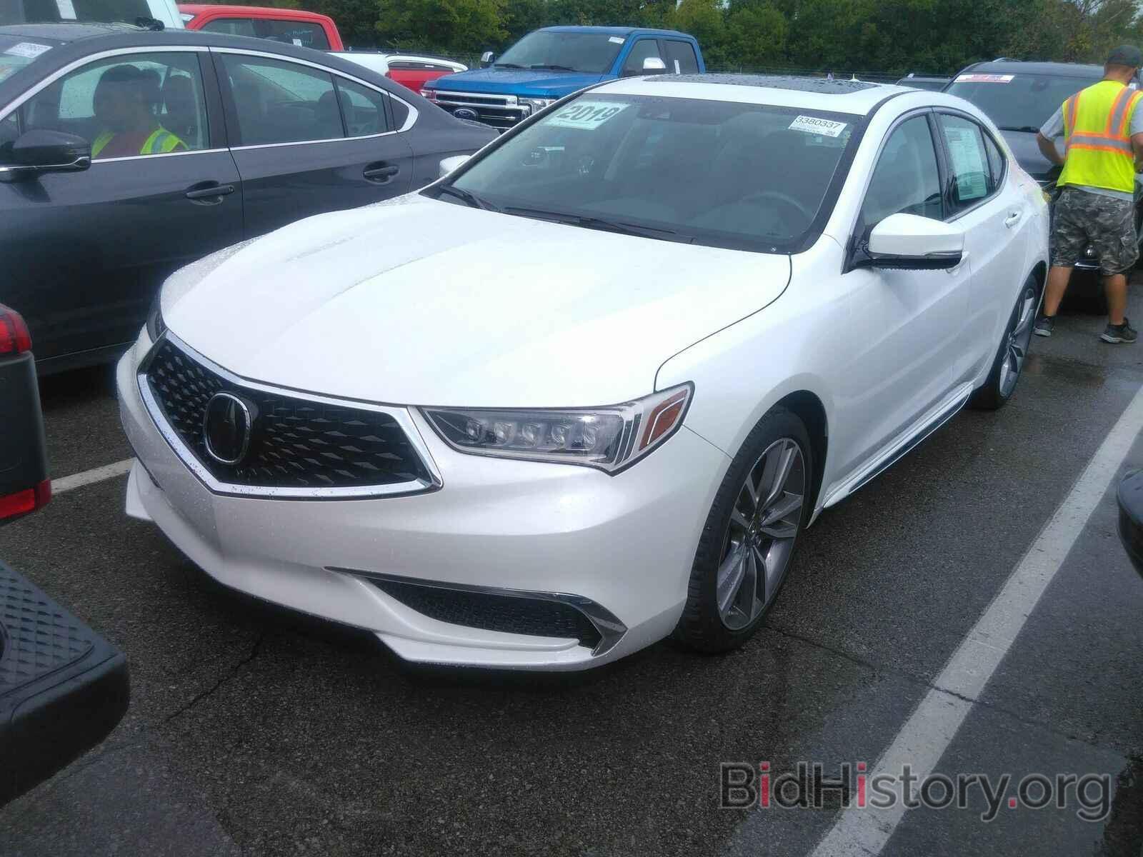 Фотография 19UUB2F40KA000581 - Acura TLX 2019