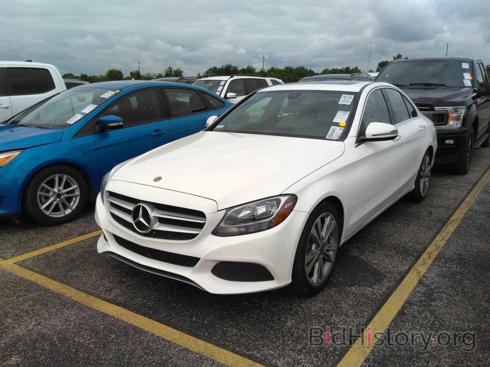 Photo 55SWF4JB1JU281047 - Mercedes-Benz C-Class 2018