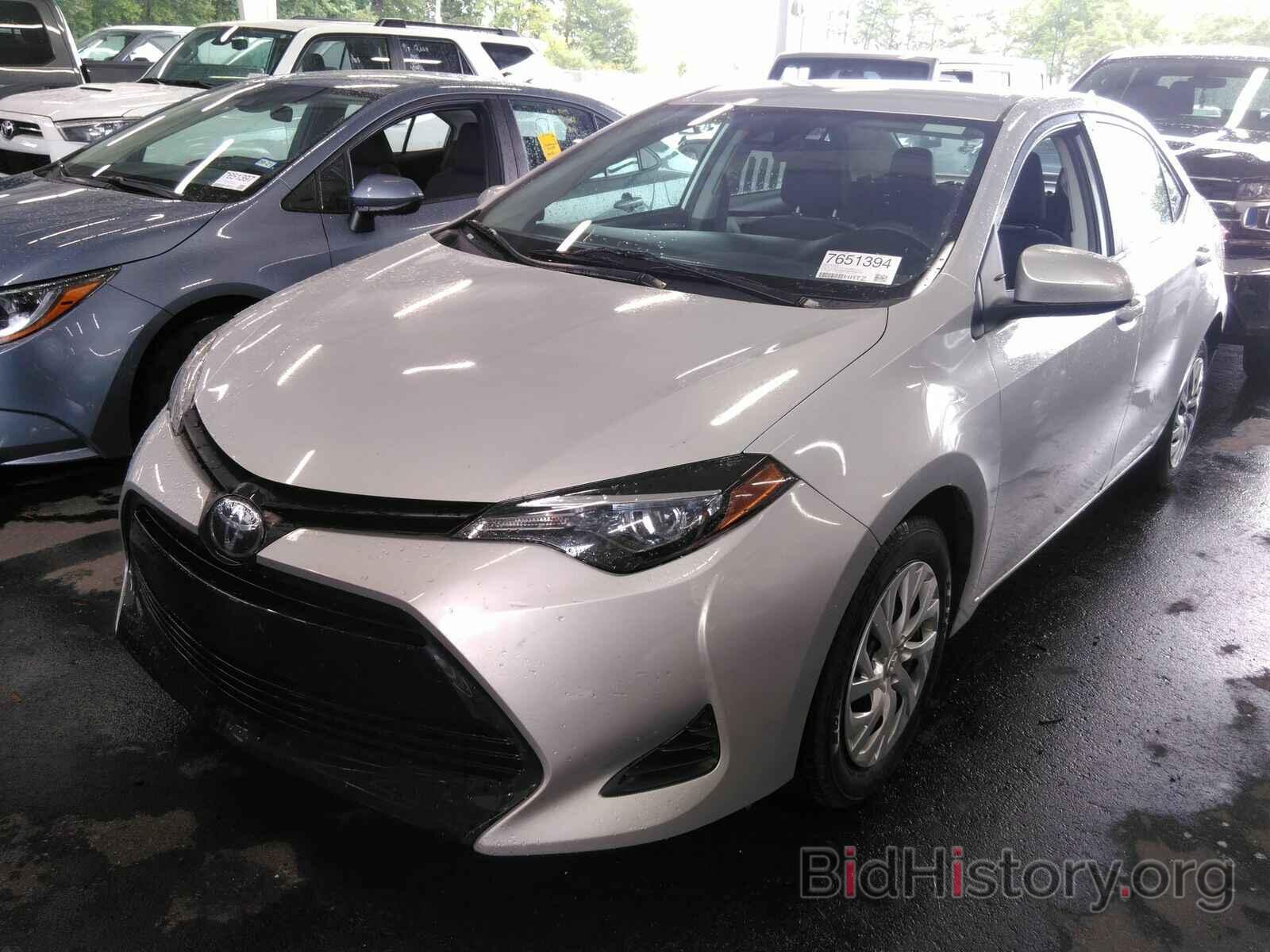 Photo 5YFBURHE3KP934731 - Toyota Corolla LE 2019