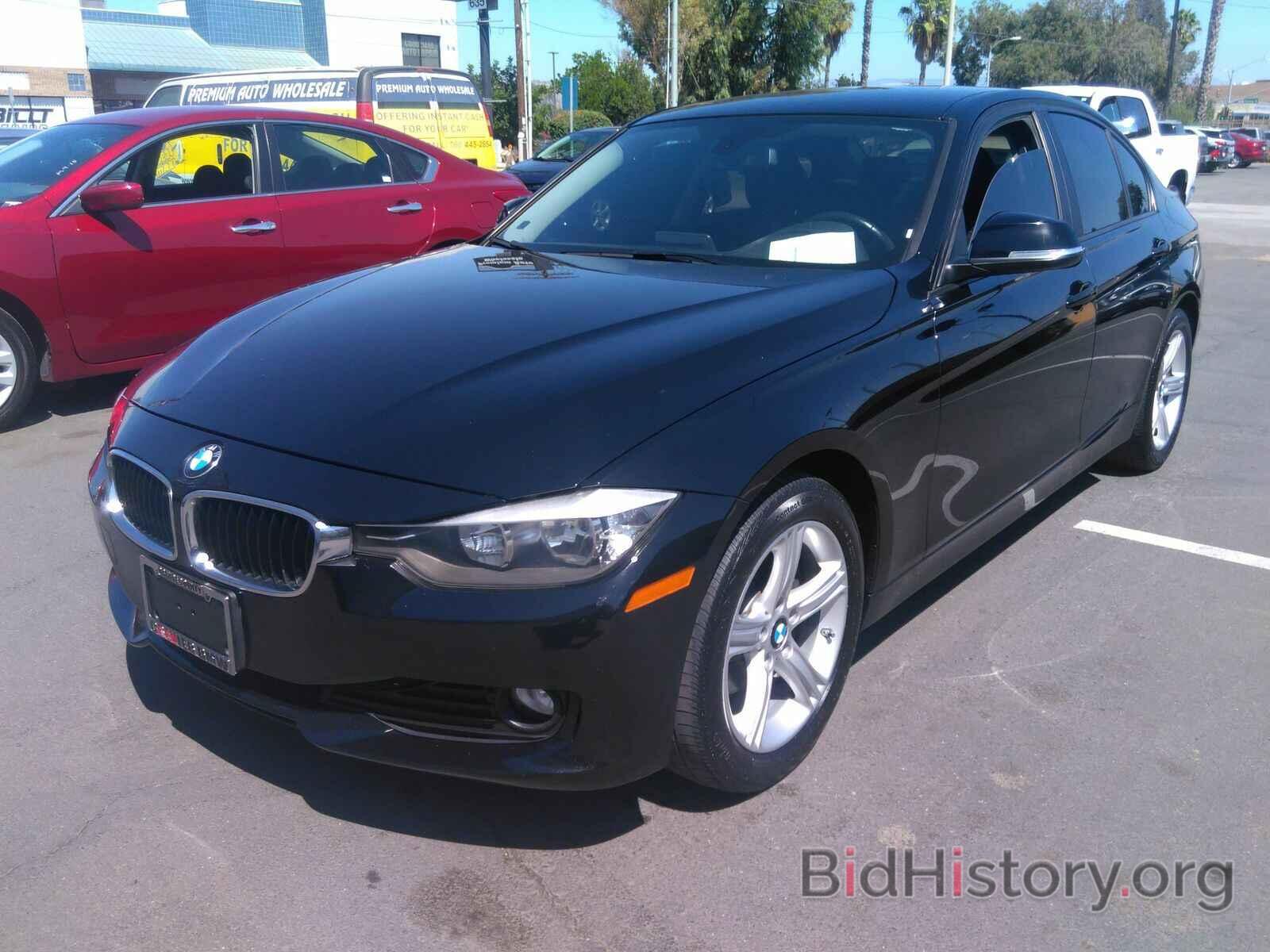 Photo WBA3B1G54FNT05895 - BMW 3 Series 2015