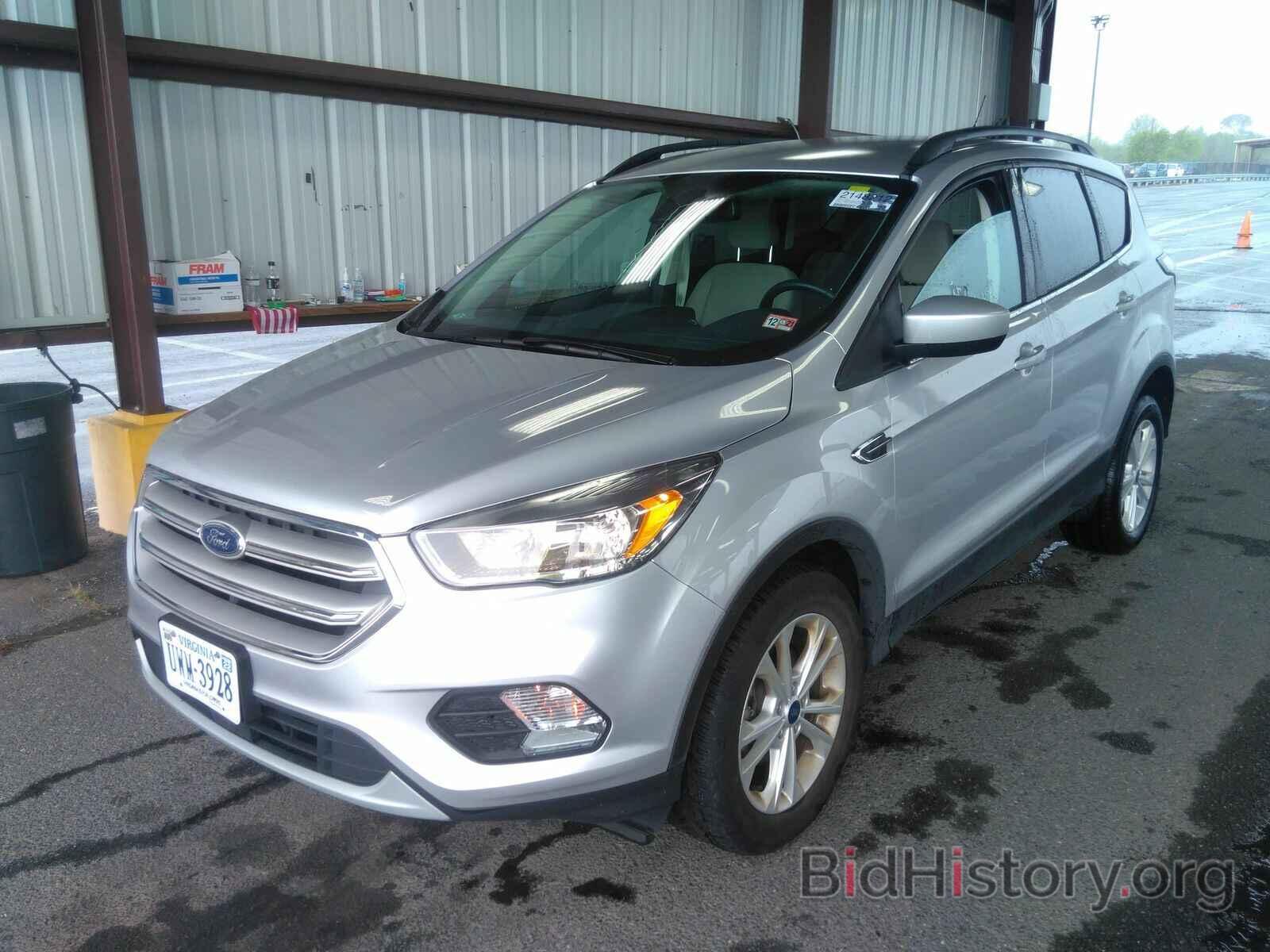 Photo 1FMCU9GD4JUD07062 - Ford Escape 2018