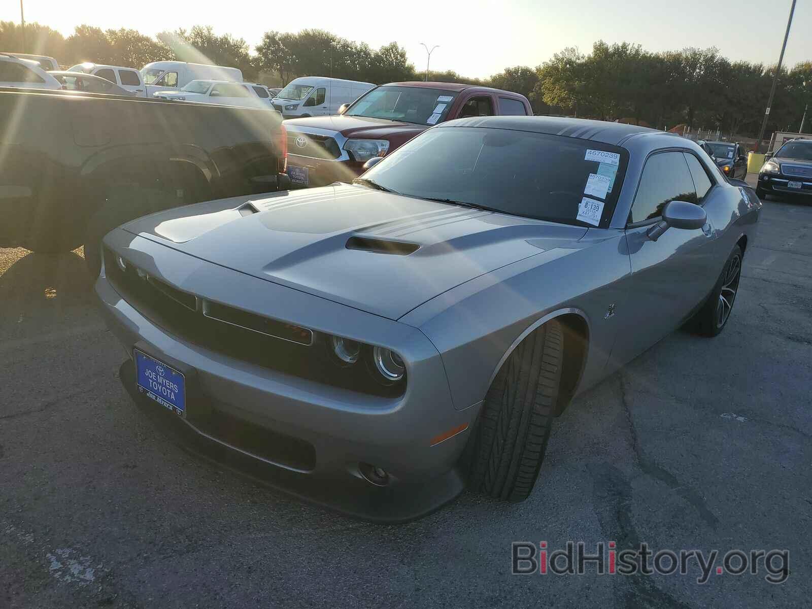 Photo 2C3CDZFJ7JH165924 - Dodge Challenger 2018