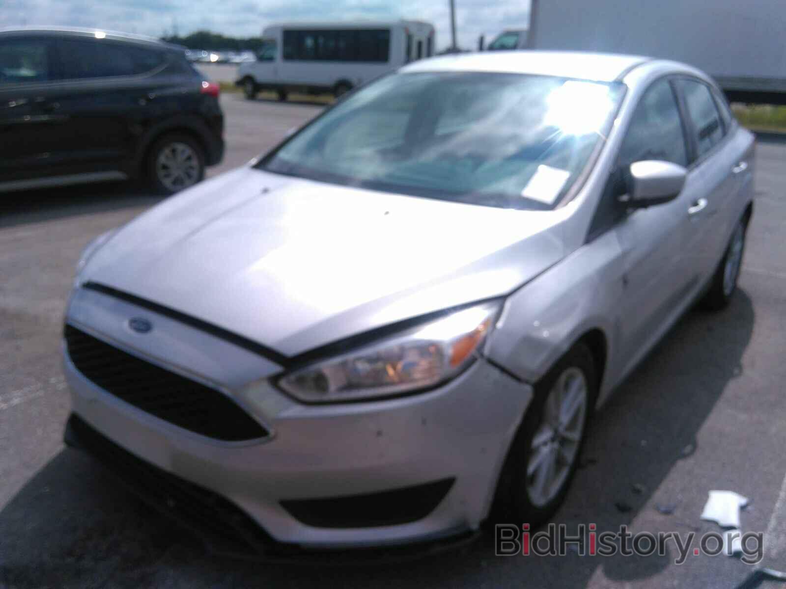 Photo 1FADP3F20JL251985 - Ford Focus SE 2018