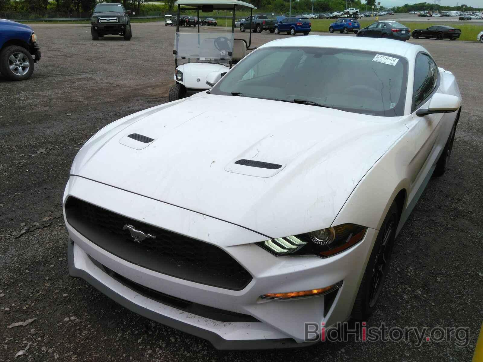 Photo 1FA6P8TH3J5100562 - Ford Mustang 2018