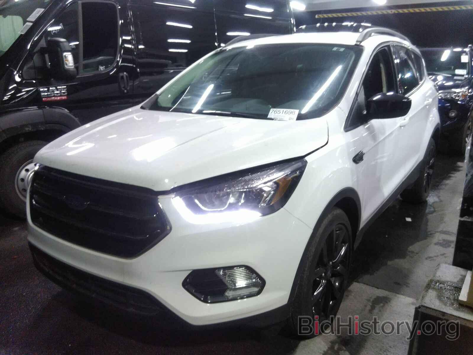 Photo 1FMCU0GD1JUD28186 - Ford Escape 2018