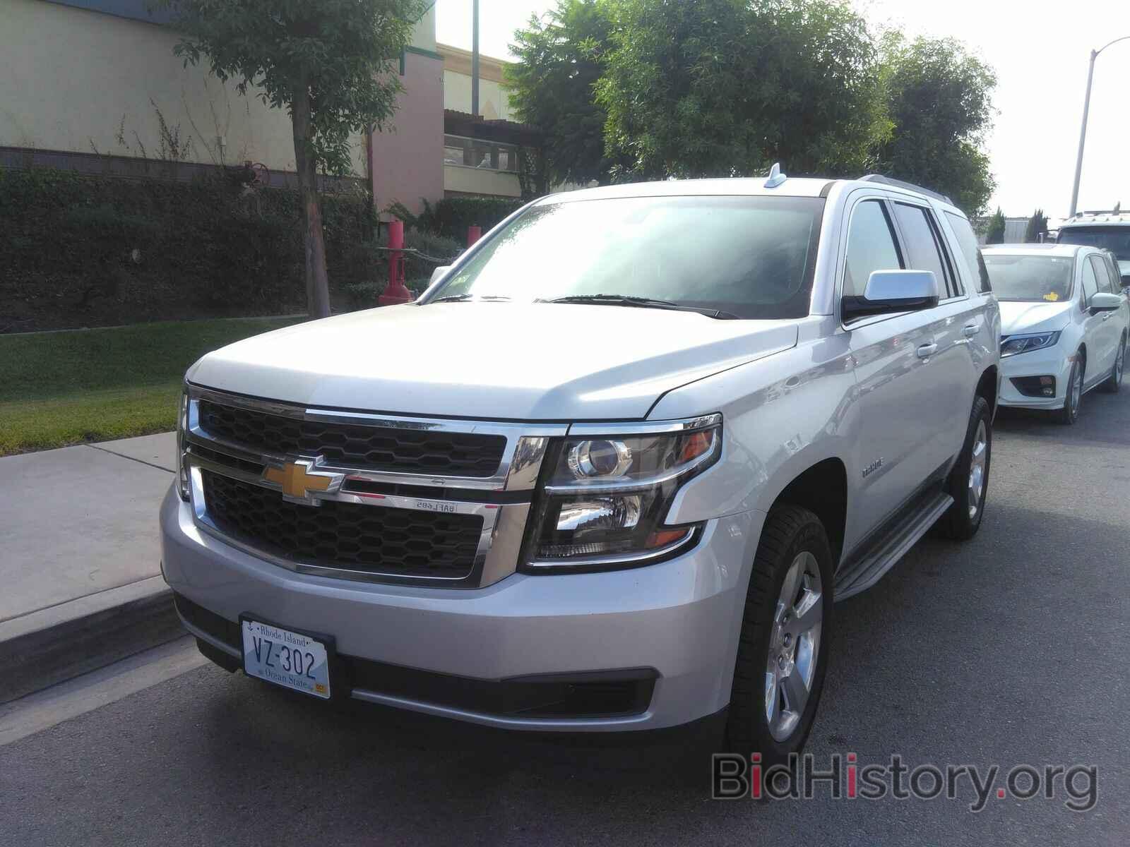 Photo 1GNSKAKC0HR283742 - Chevrolet Tahoe 2017