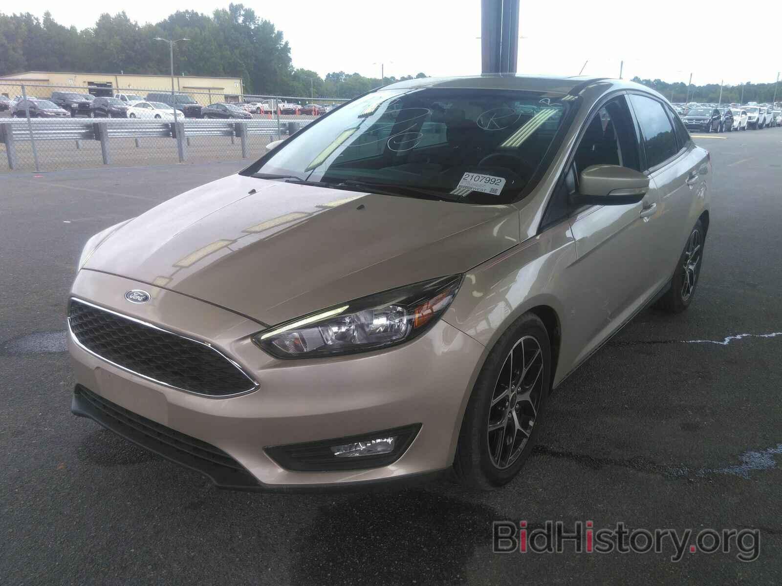 Photo 1FADP3H26HL208114 - Ford Focus 2017
