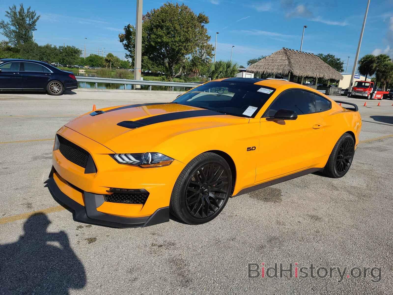 Photo 1FA6P8CF8J5102290 - Ford Mustang GT 2018